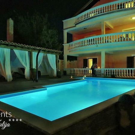 Apartmani Julija Vodice Bagian luar foto