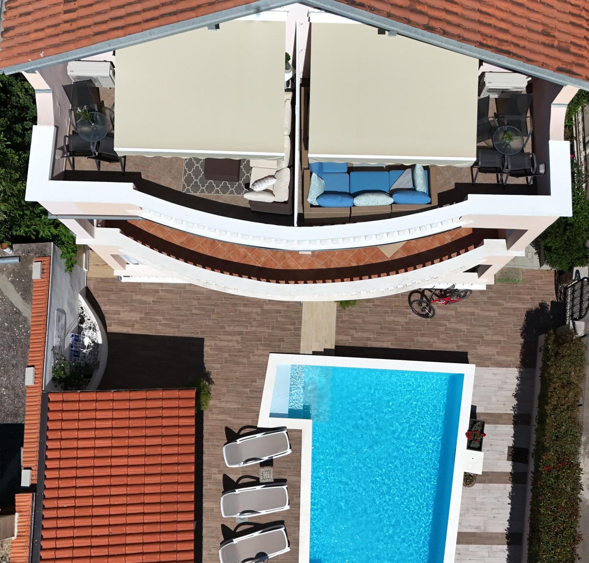 Apartmani Julija Vodice Bagian luar foto